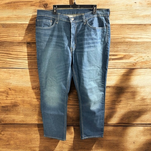 Men’s Levi Strauss Medium Wash Straight Leg Jeans 38X30 Denim Casual - Picture 1 of 6